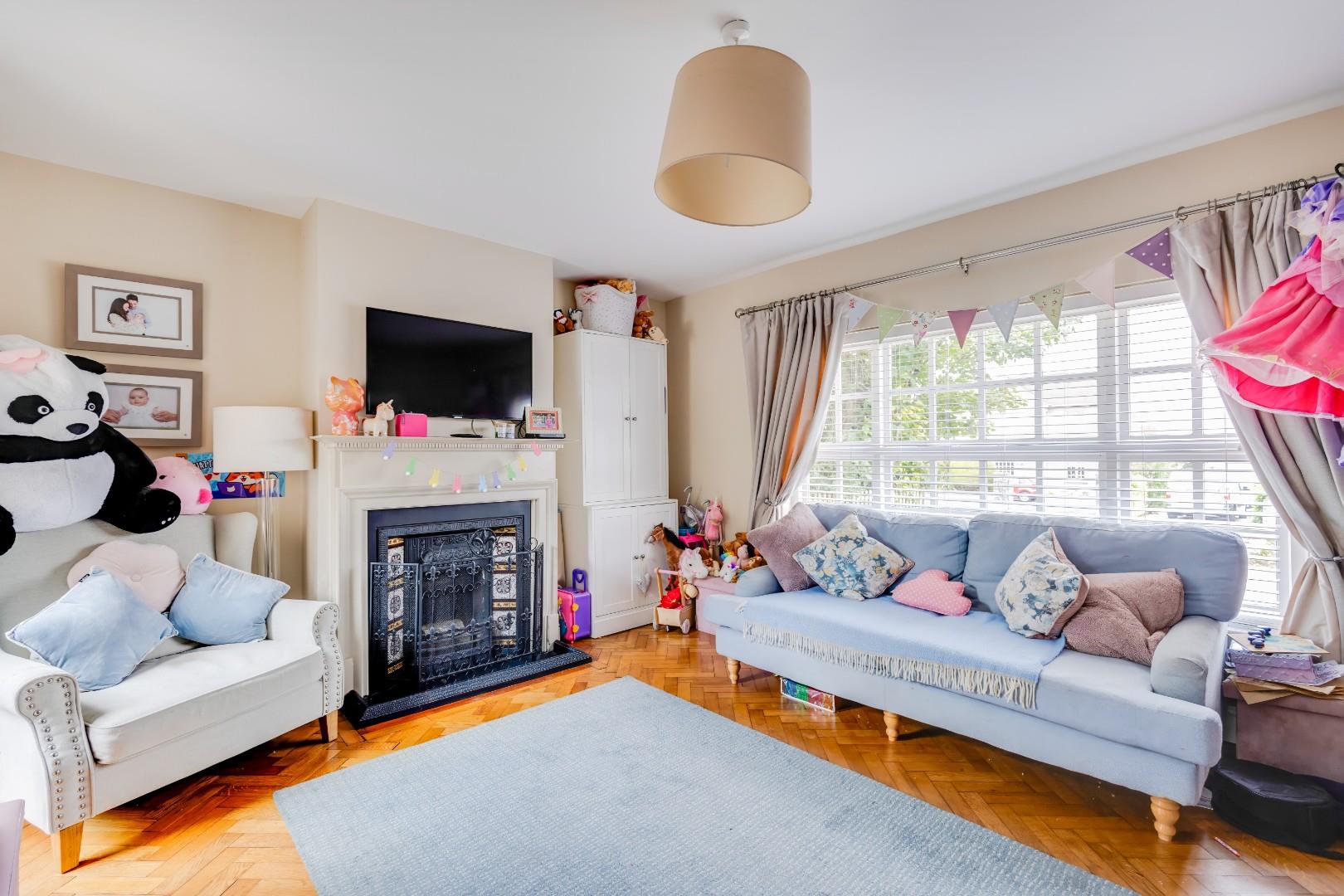 Ty Celyn, 51 Broadway, Llanblethian, Cowbridge, CF71 7EX